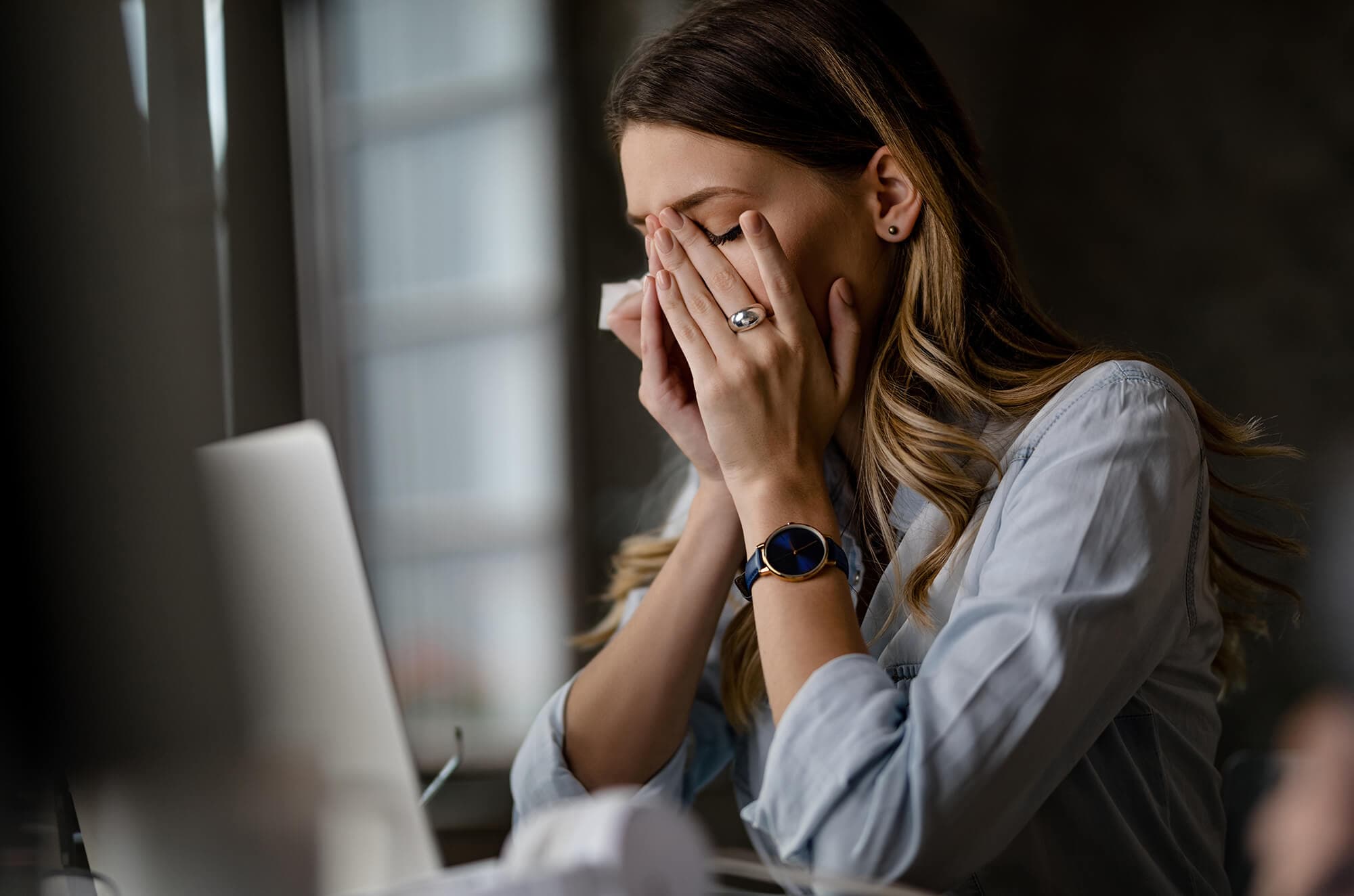 Kvinne Med Magnesium Mangel