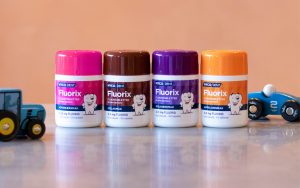 Samlebilde av Fluorix-produktene, fluortabletter til barn
