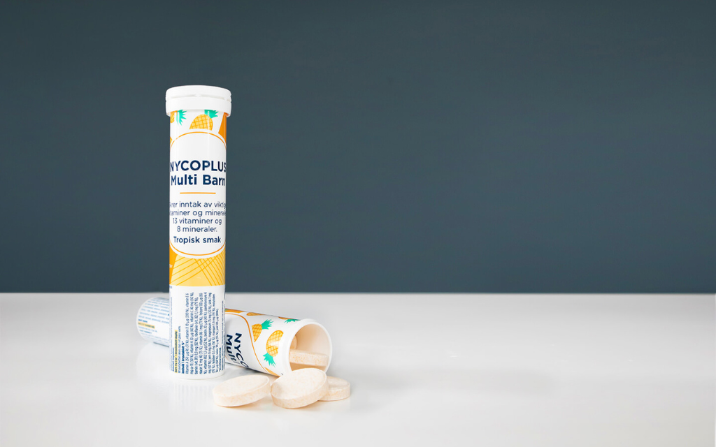 En barnevennlig brusetablett fra Nycoplus sikrer dagsinntaket av med vitaminer og mineraler.